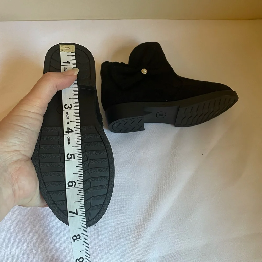 Pandaninjia Clara Black Suede Kids Zip Boots with‎ Bow Detail, NWOT, Size 11